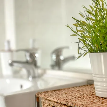 Via Degli Spagnoli *